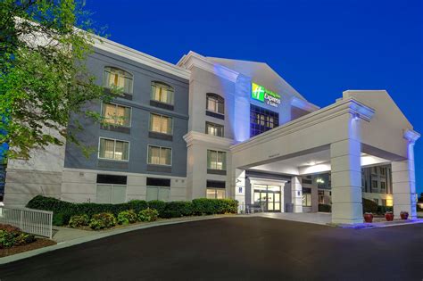 holiday inn express murfreesboro central, an ihg hotel|Hotel On I